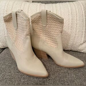Dolce Vita Lacie Western Boot-size 7 1/2